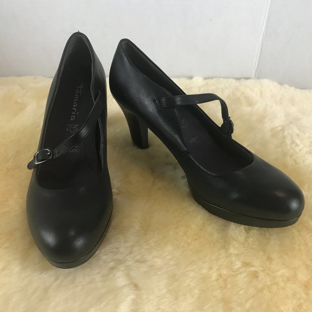 Tamaris black leather mary jane strap pump Size EU 38